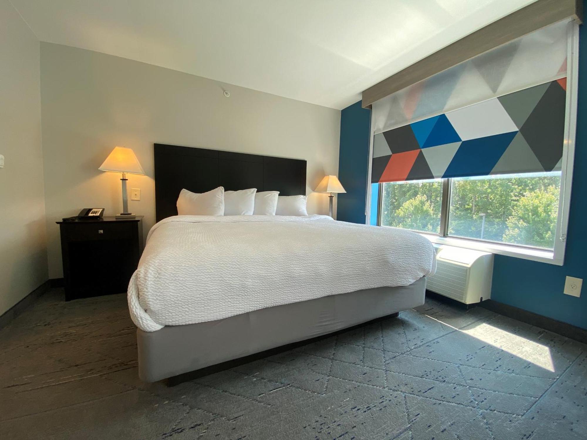 Wingate By Wyndham State Arena Raleigh/Cary Hotel Extérieur photo