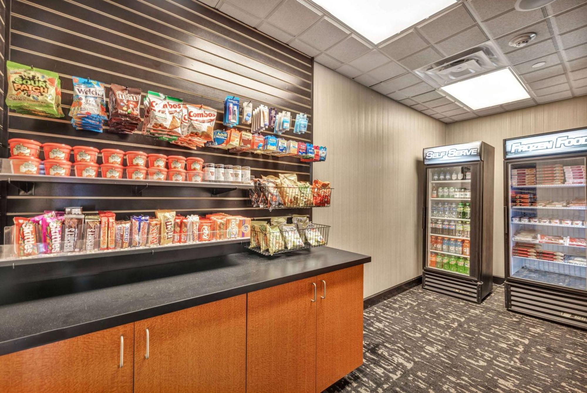 Wingate By Wyndham State Arena Raleigh/Cary Hotel Extérieur photo