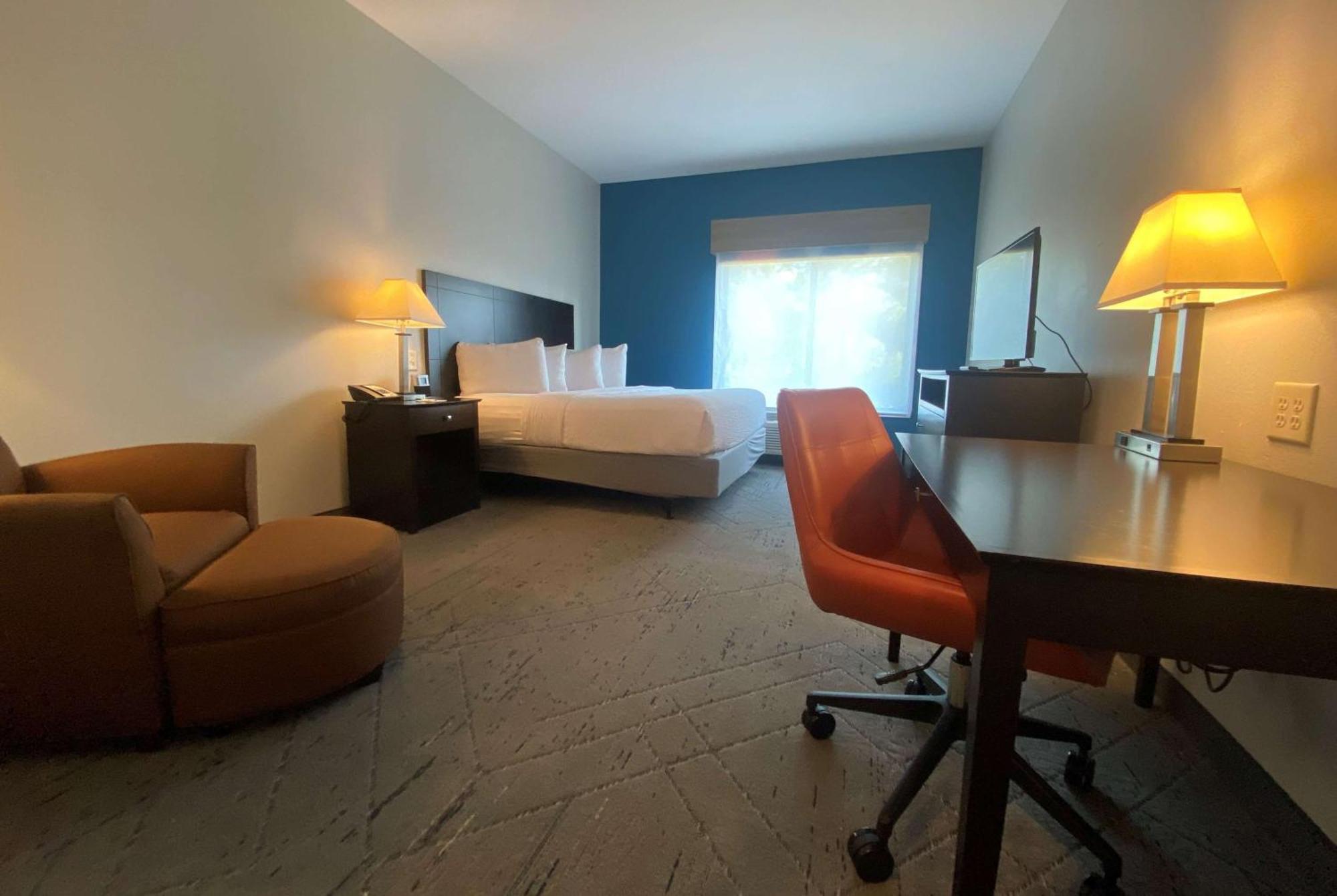 Wingate By Wyndham State Arena Raleigh/Cary Hotel Extérieur photo