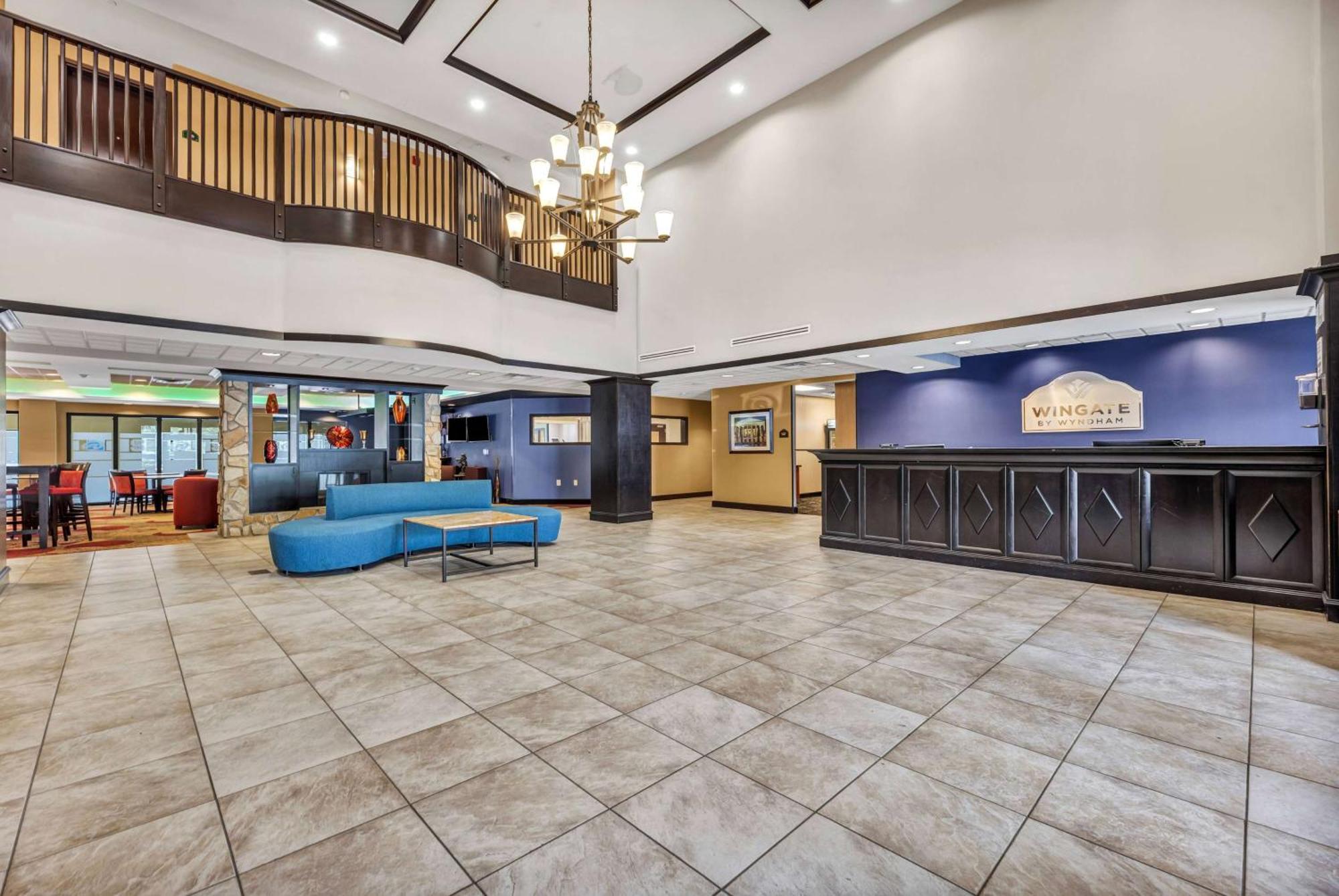 Wingate By Wyndham State Arena Raleigh/Cary Hotel Extérieur photo