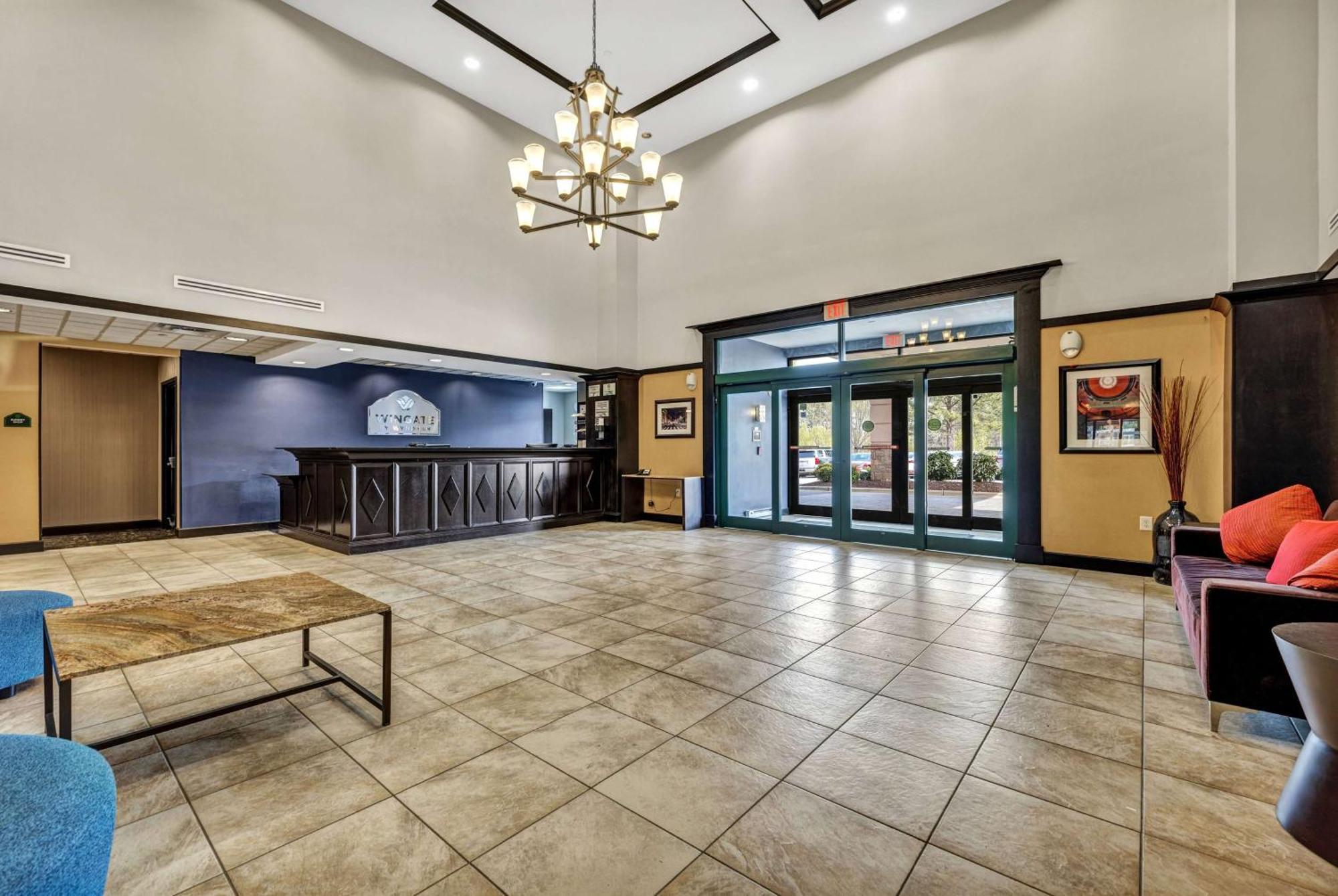 Wingate By Wyndham State Arena Raleigh/Cary Hotel Extérieur photo