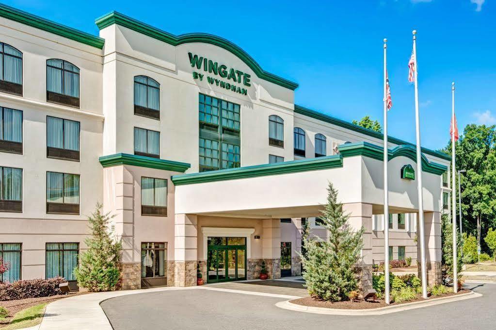 Wingate By Wyndham State Arena Raleigh/Cary Hotel Extérieur photo